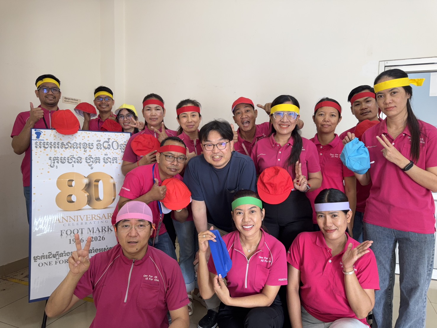 80周年を迎え、カンボジア工場からすてきなメッセージと写真が届きました